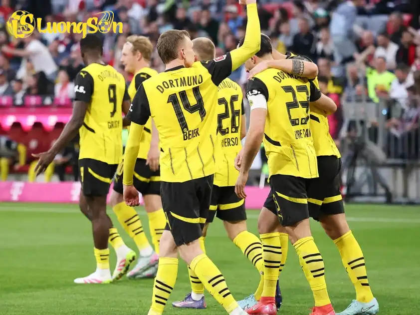 Dortmund đang có khởi đầu rất mạnh ở mùa giải mới (Ảnh: Bundesliga) Dortmund đang có khởi đầu rất mạnh ở mùa giải mới (Ảnh: Bundesliga)