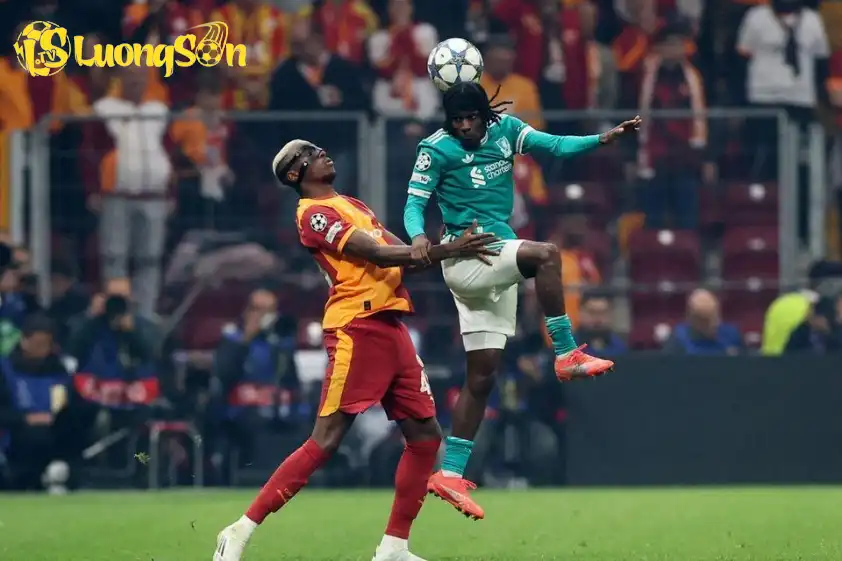 Frimpong chưa để lại dấu ấn đậm nét kể từ khi sang Liverpool - Ảnh: LiverpoolEcho Frimpong chưa để lại dấu ấn đậm nét kể từ khi sang Liverpool